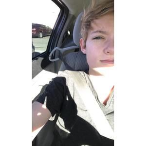 Meet your Posher, Carrie